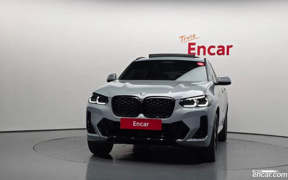 BMW X4 xDrive 20d M 2023 — thumbnail 3