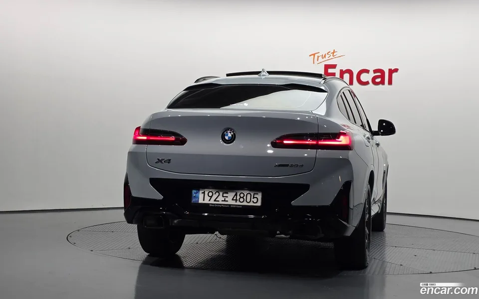 BMW X4 xDrive 20d M 2023 — thumbnail 4