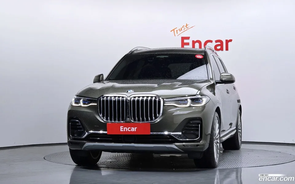 BMW X7 xDrive 40i 6 2022 — миниатюра 3