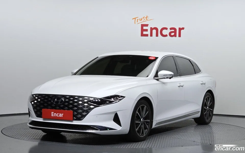 Hyundai Grandeur IG 2.5 2022 — фото 1, купить с доставкой в Москву