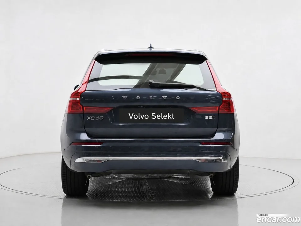 Volvo XC60 B5 2023 — миниатюра 4