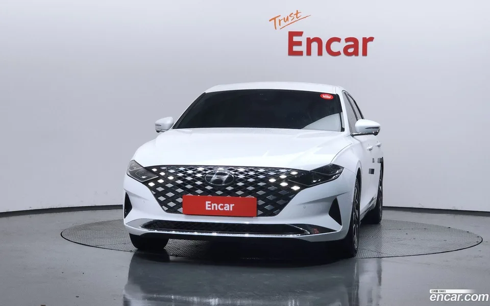 Hyundai Grandeur IG Hybrid 2022 — миниатюра 3