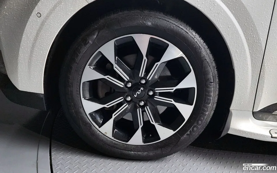 Kia Carnival 7 2022 — миниатюра 5