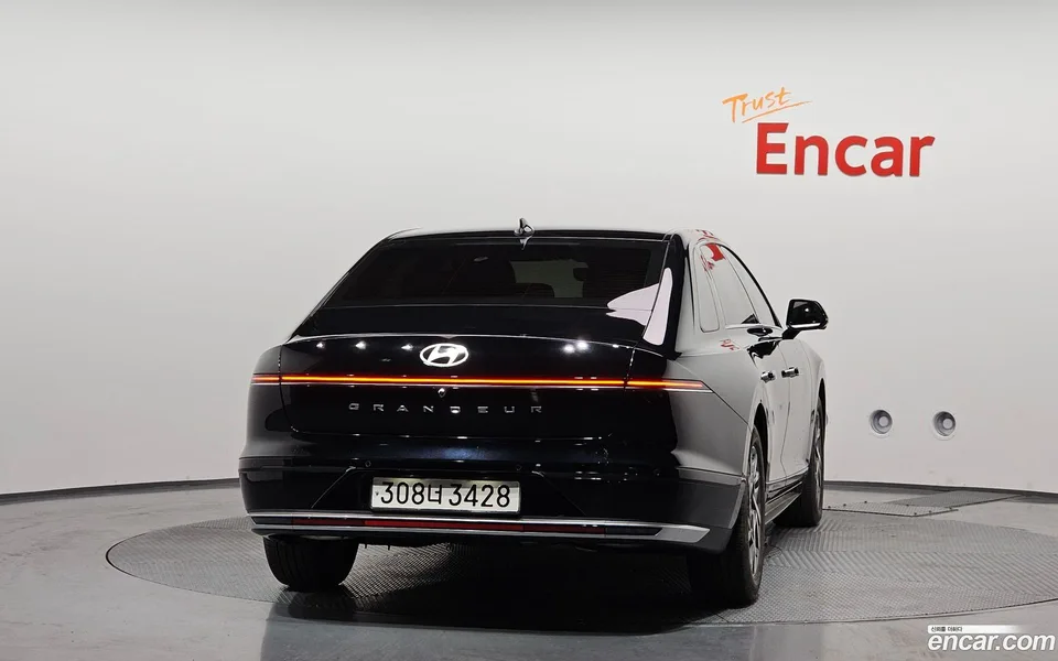 Hyundai Grandeur Hybrid 2024 — миниатюра 4