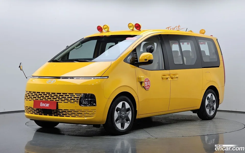 Hyundai Staria 2024