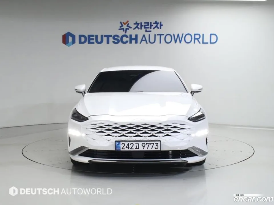Kia K8 Hybrid 2024 — thumbnail 3