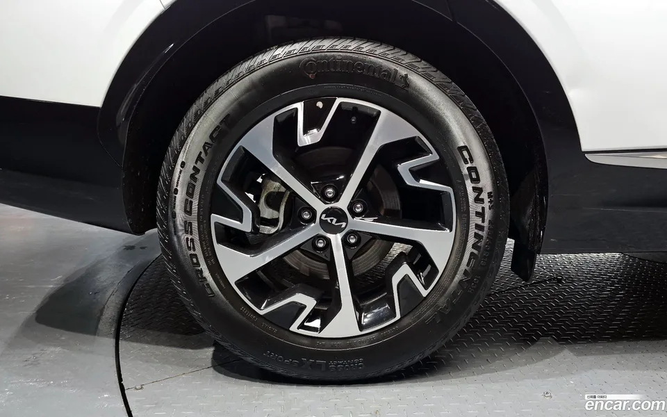 Kia Sportage Hybrid 2WD 2024 — миниатюра 5