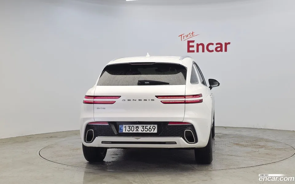 Genesis GV70 2.5T 2WD 2023 — thumbnail 4