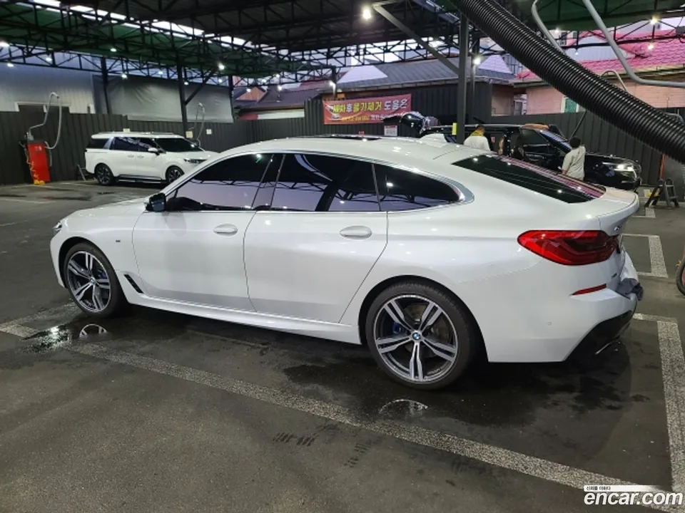 BMW 6 Series GT 630i xDrive M 2024 — миниатюра 4