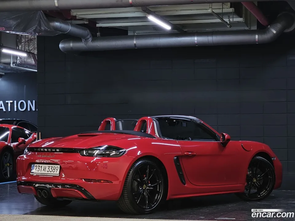 Porsche 718 Boxster S 2.5 2022 — миниатюра 2