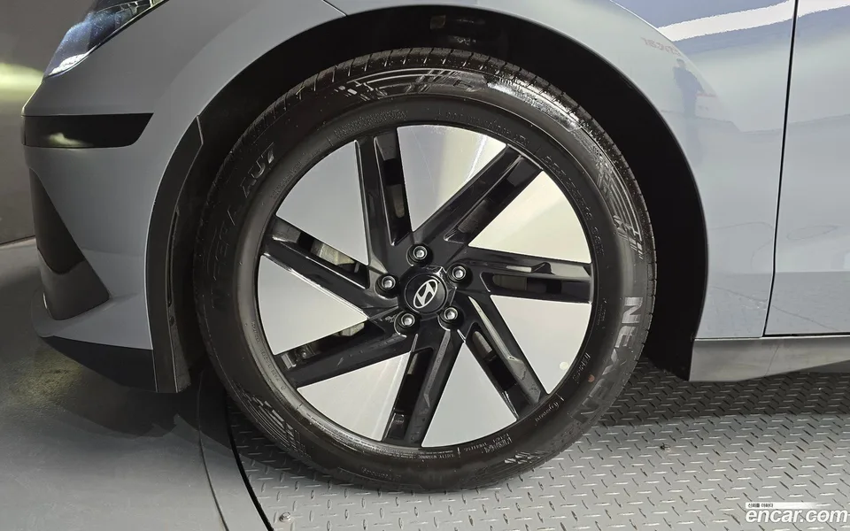 Hyundai Ioniq 6 AWD 2023 — thumbnail 5