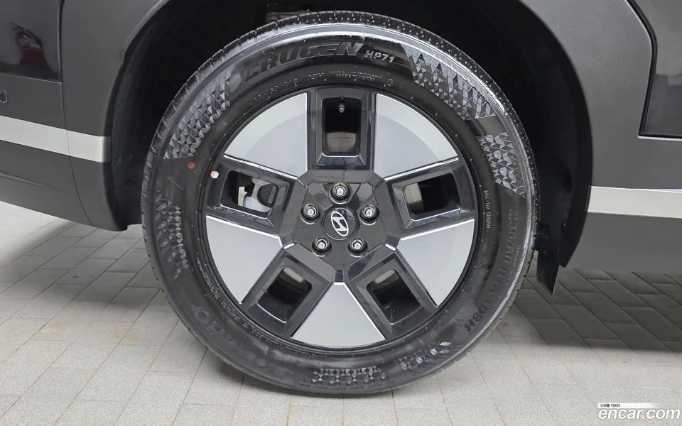 Hyundai SantaFe HEV 1.6 2WD 2024 — миниатюра 5