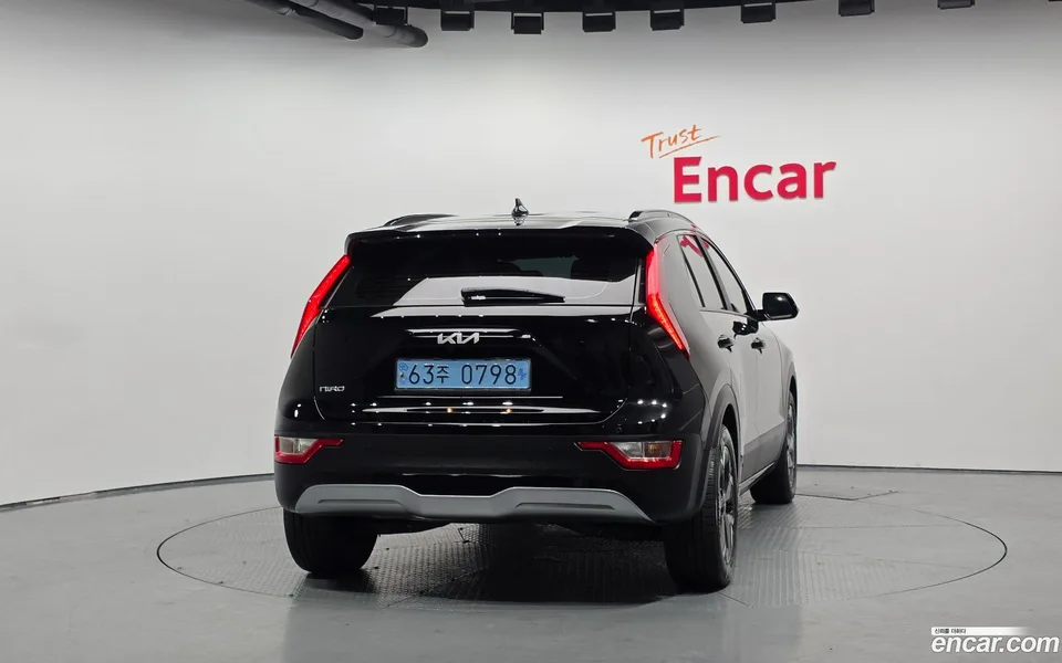 Kia Niro EV 2023 — миниатюра 4