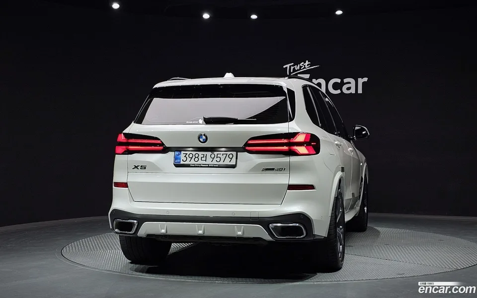 BMW X5 xDrive 40i M 2025 — миниатюра 4
