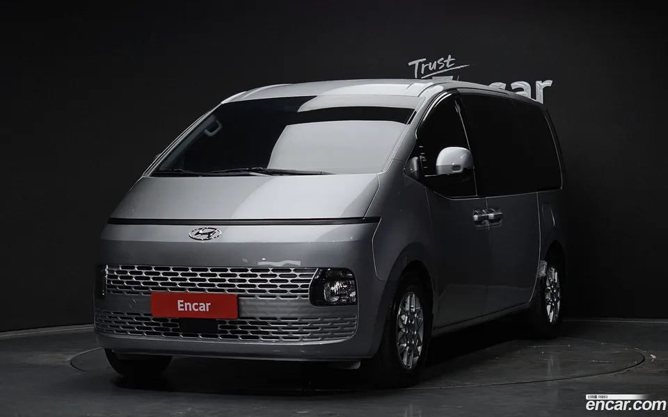 Hyundai Staria 2023