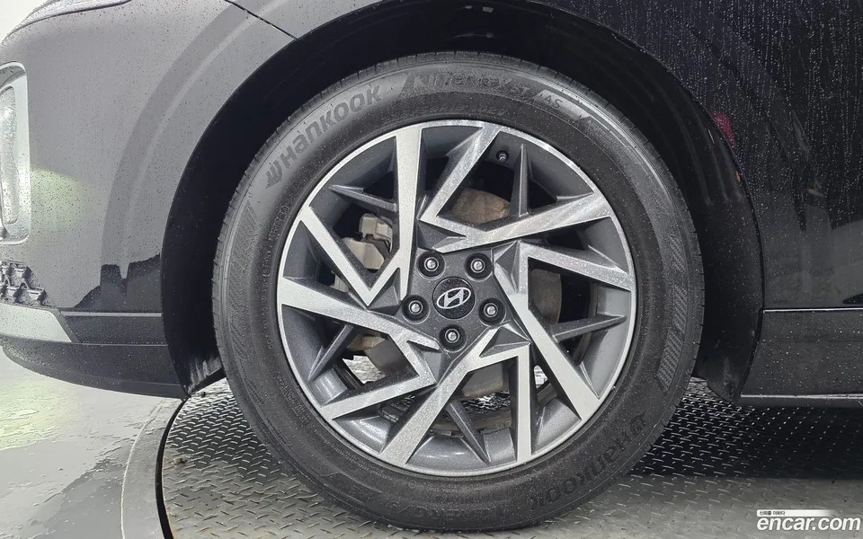 Hyundai Grandeur 2.5 2WD 2023 — thumbnail 2