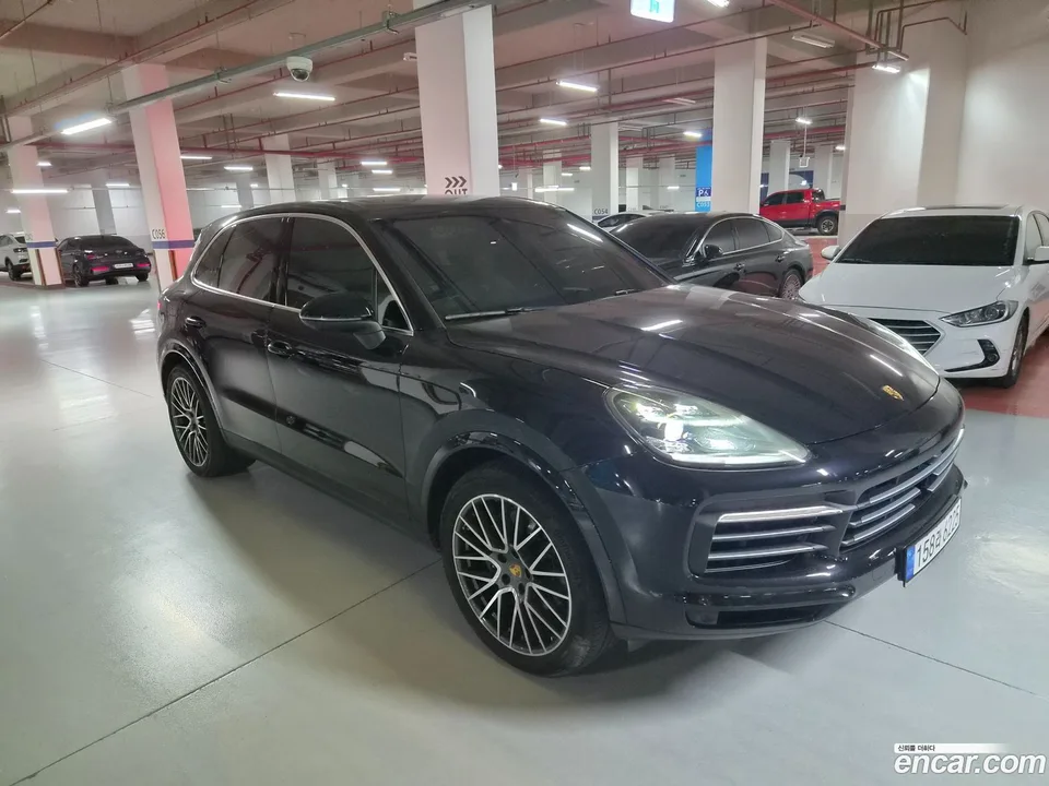 Porsche Cayenne 3.0 2022 — миниатюра 2