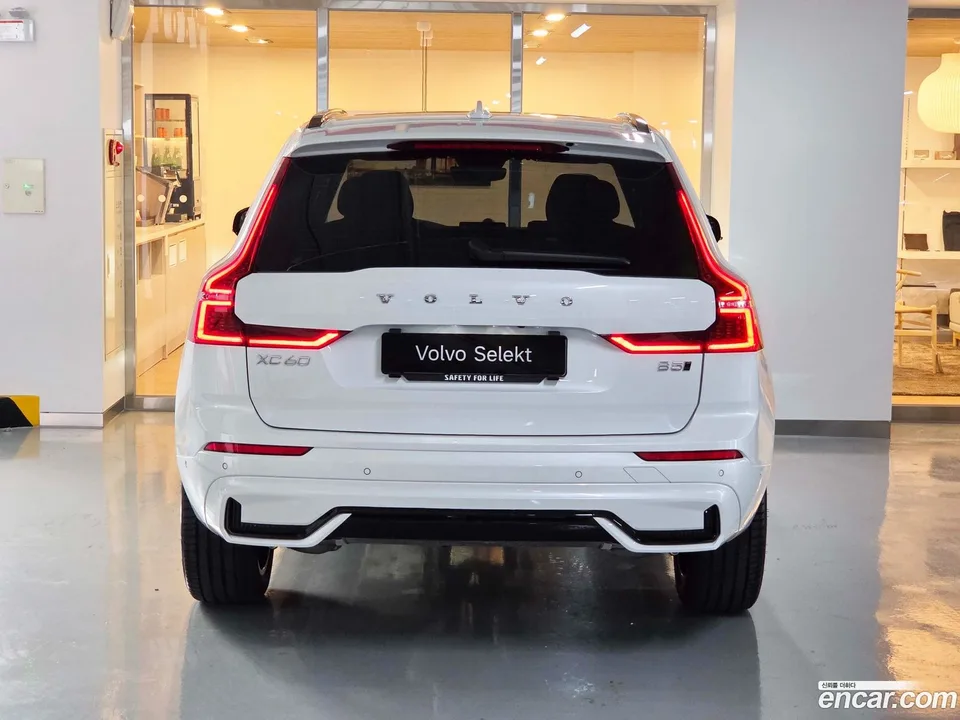 Volvo XC60 B5 2026 — миниатюра 4