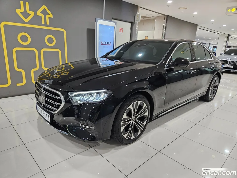 Mercedes-Benz E-Class 2024