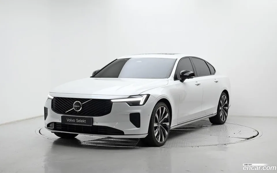 Volvo S90 2026