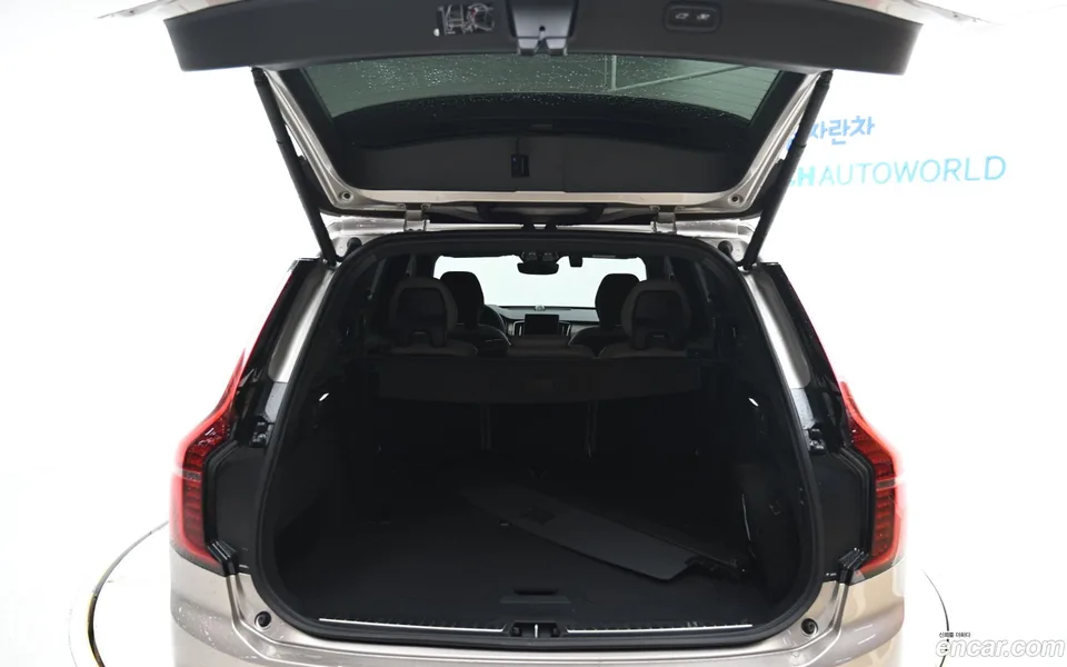 Volvo XC90 B6 2026 — миниатюра 4