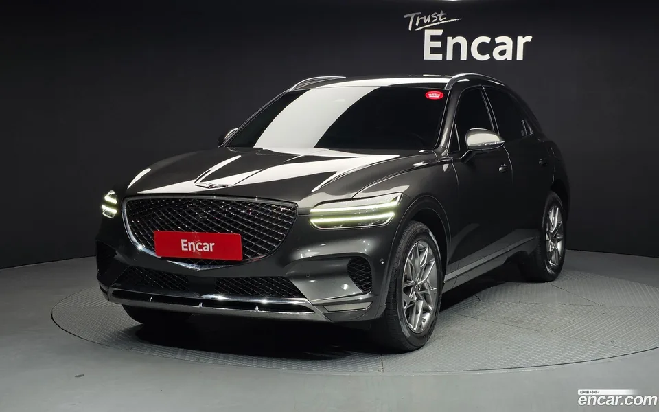 Genesis GV70 2.5T AWD 2023 — photo 1, buy with delivery to Moscow