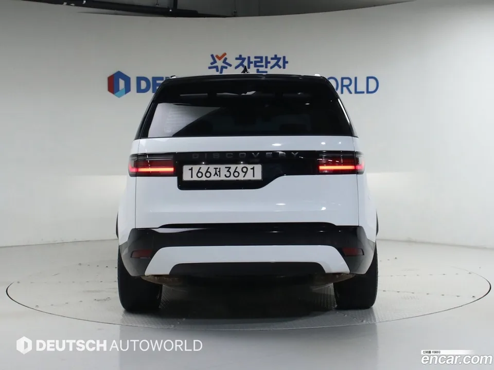 Land Rover Discovery D350 HSE 2025 — миниатюра 4