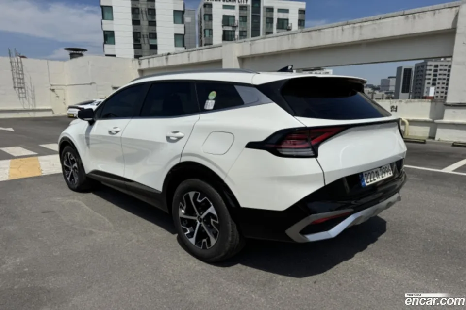 Kia Sportage Hybrid HEV 1.6 2WD 2024 — миниатюра 4