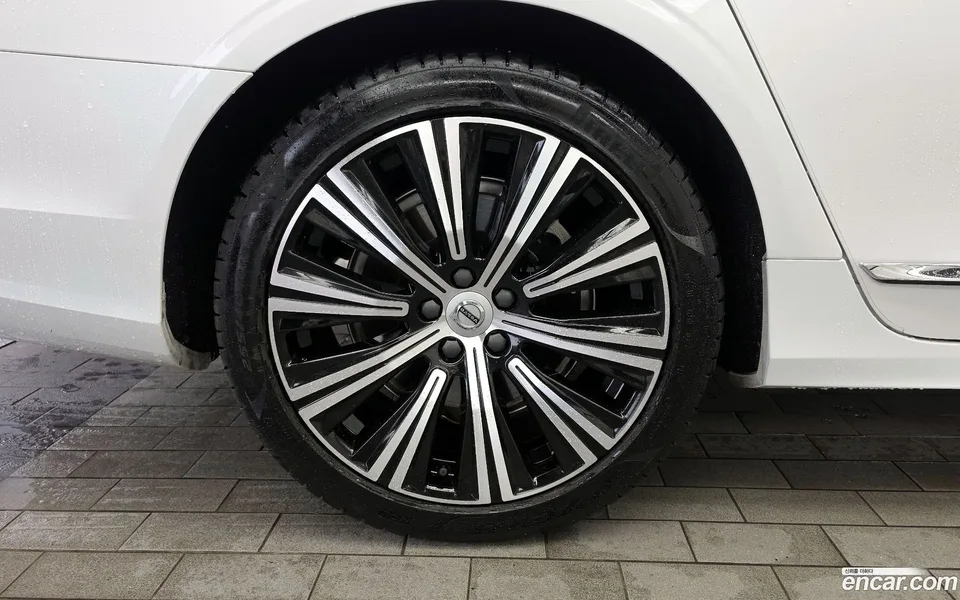 Volvo S90 B5 2024 — миниатюра 2