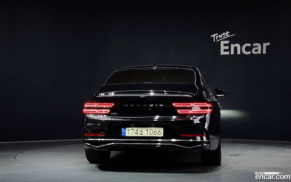 Genesis G80 2.5 2WD 2024 — миниатюра 4