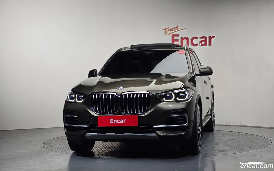 BMW X5 xDrive 30d xLine 2023 — thumbnail 3