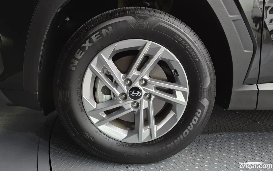 Hyundai Tucson NX4 1.6 2WD 2025 — миниатюра 2