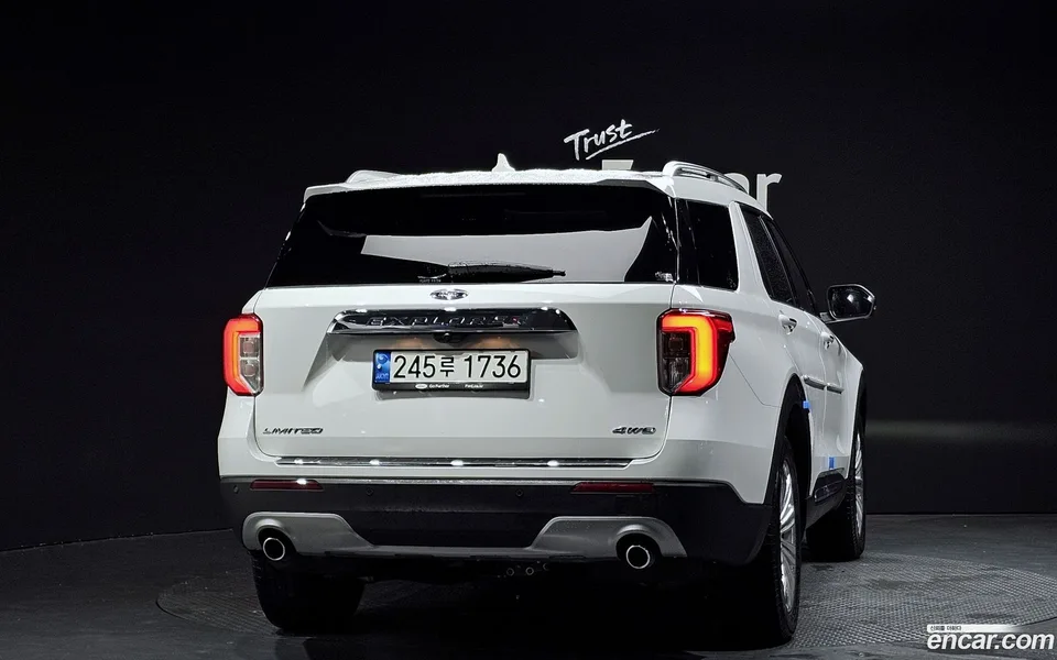 Ford Explorer 2.3 4WD 2022 — миниатюра 4