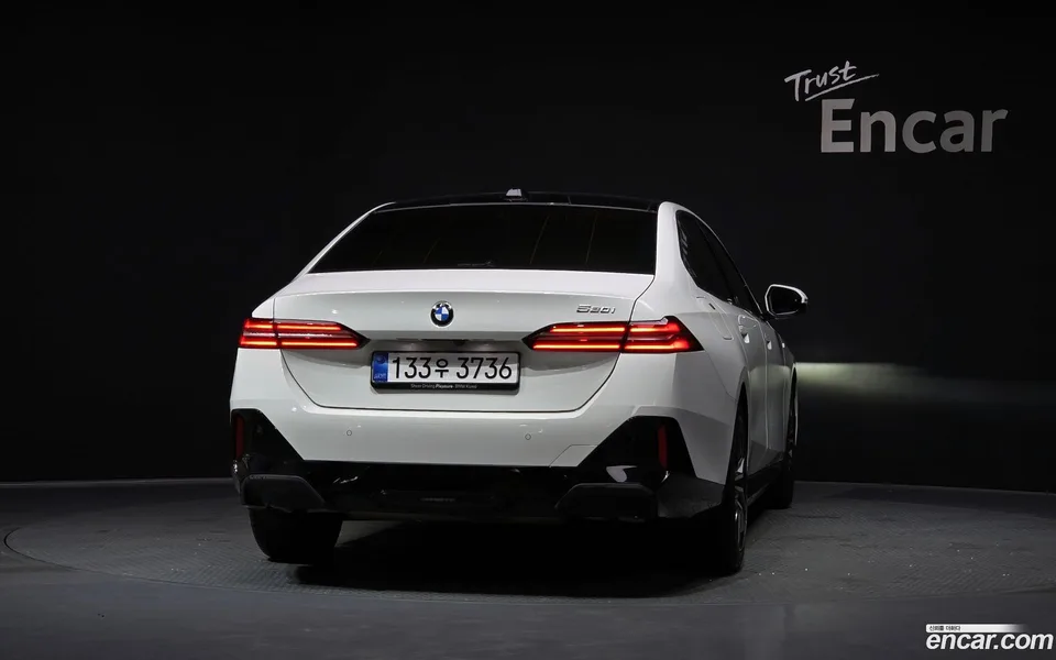 BMW 5 Series 520i M 2025 — миниатюра 4