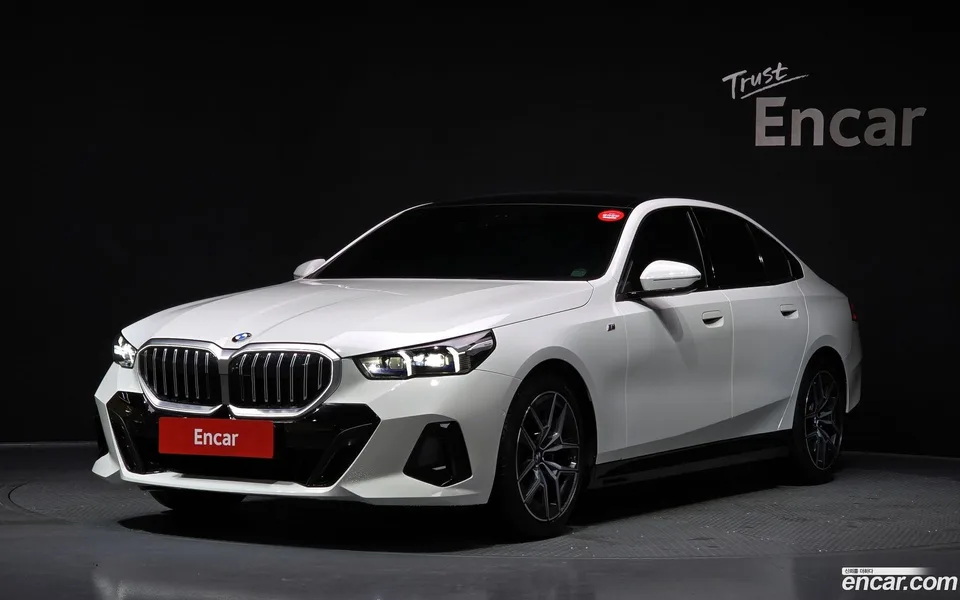 BMW 5 Series 2025