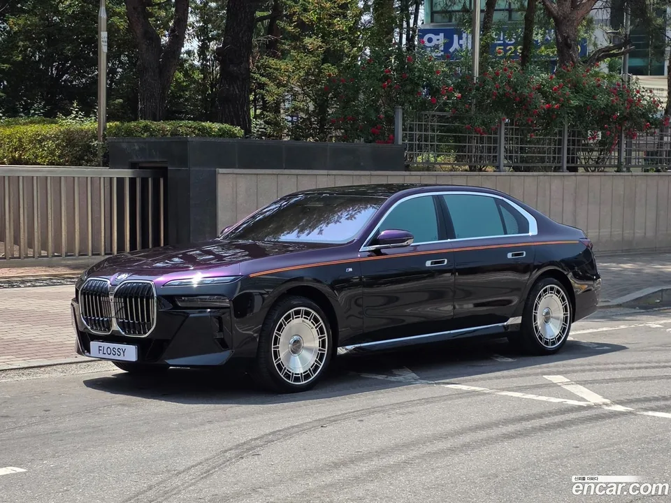BMW 7 Series 2024
