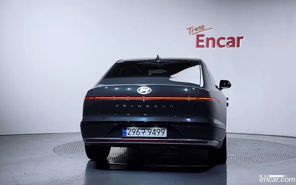 Hyundai Grandeur 2.5 2WD 2023 — миниатюра 4
