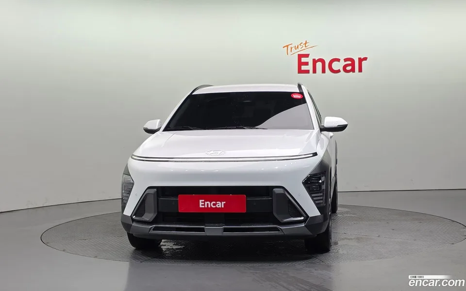Hyundai Kona 2.0 2WD 2023 — миниатюра 3