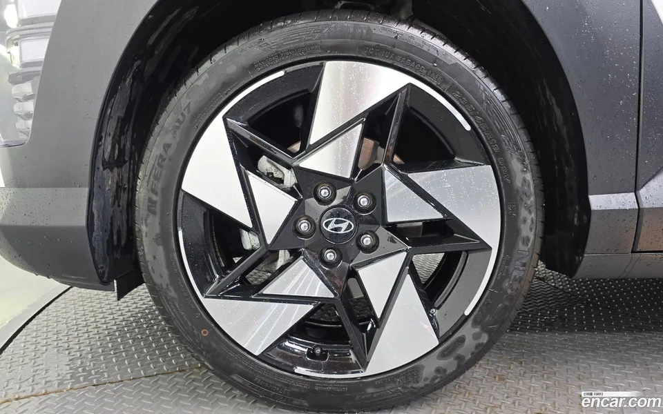 Hyundai Kona 2.0 2WD 2023 — миниатюра 5