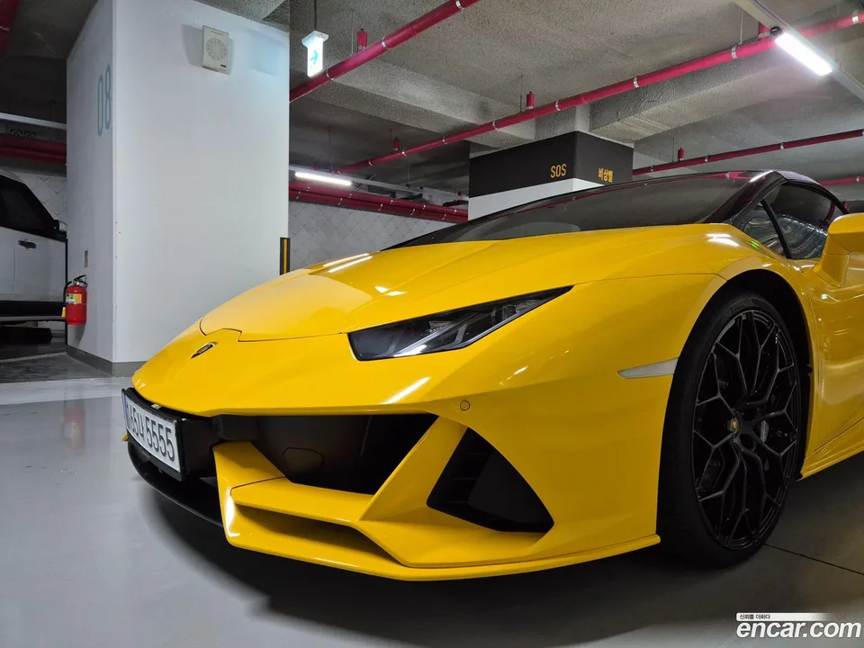Lamborghini Huracan LP640-4 2023 — миниатюра 3