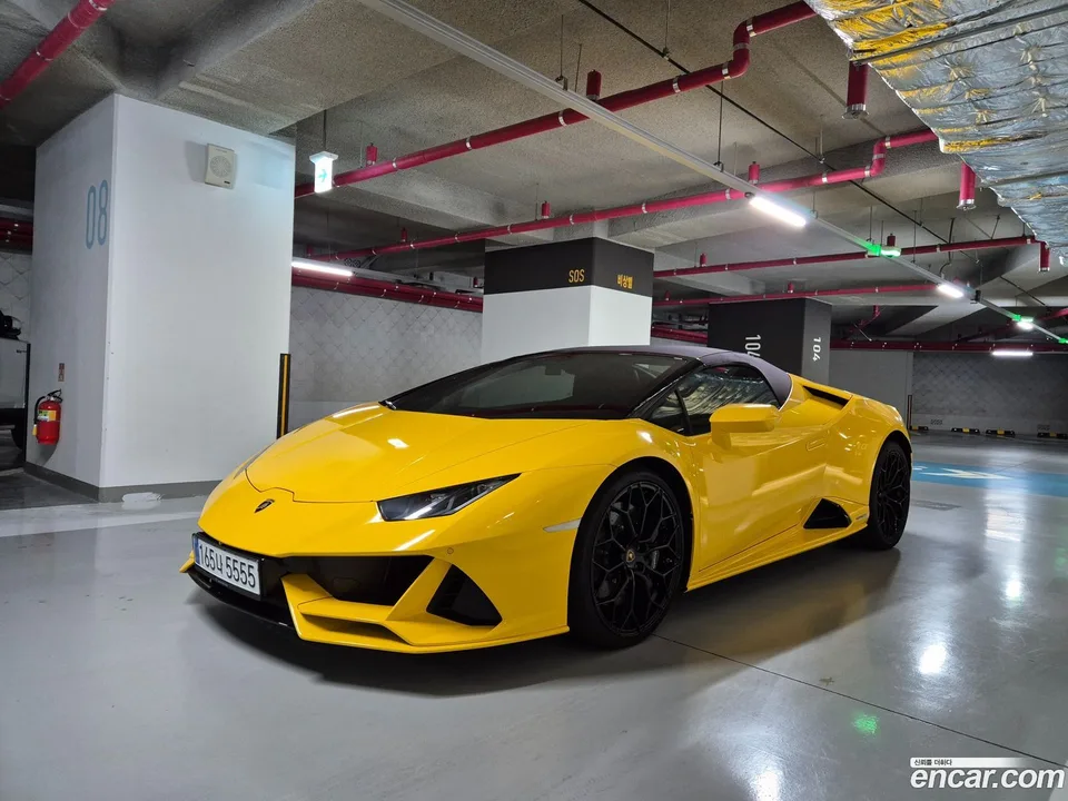 Lamborghini Huracan LP640-4 2023 — миниатюра 4