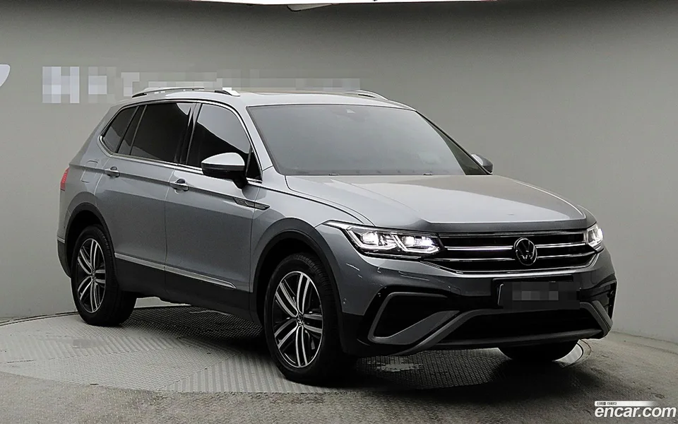 Volkswagen Tiguan Allspace 2.0 TSI 2022 — миниатюра 3