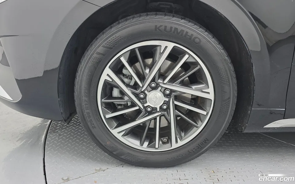 Hyundai Grandeur IG 3.0 LPi () 2022 — thumbnail 2