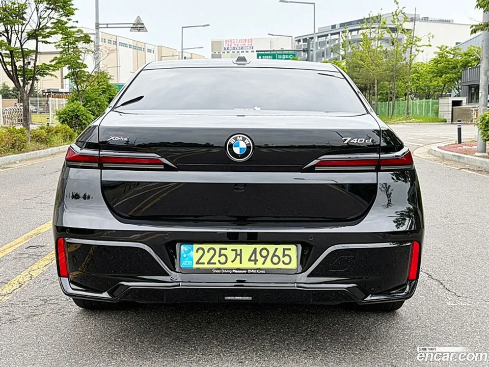 BMW 7 Series 740d xDrive M 2025 — миниатюра 4