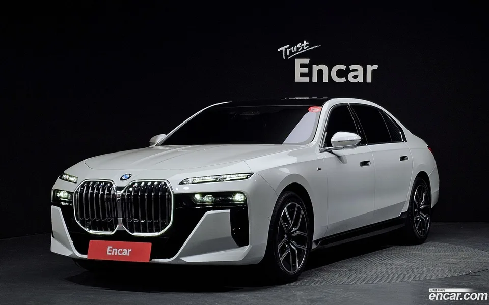 BMW 7 Series 2024