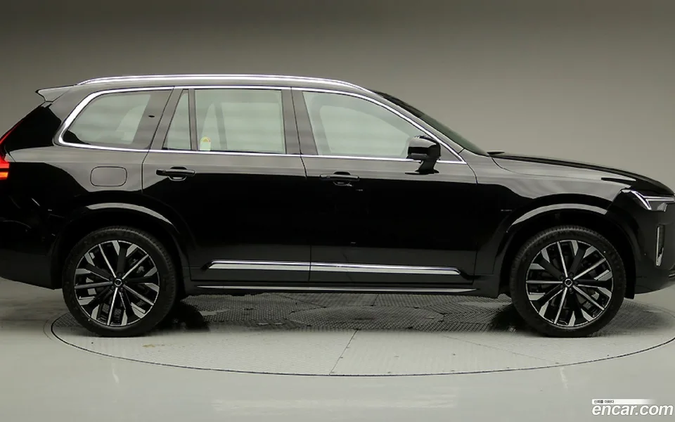 Volvo XC90 B6 2026 — миниатюра 4