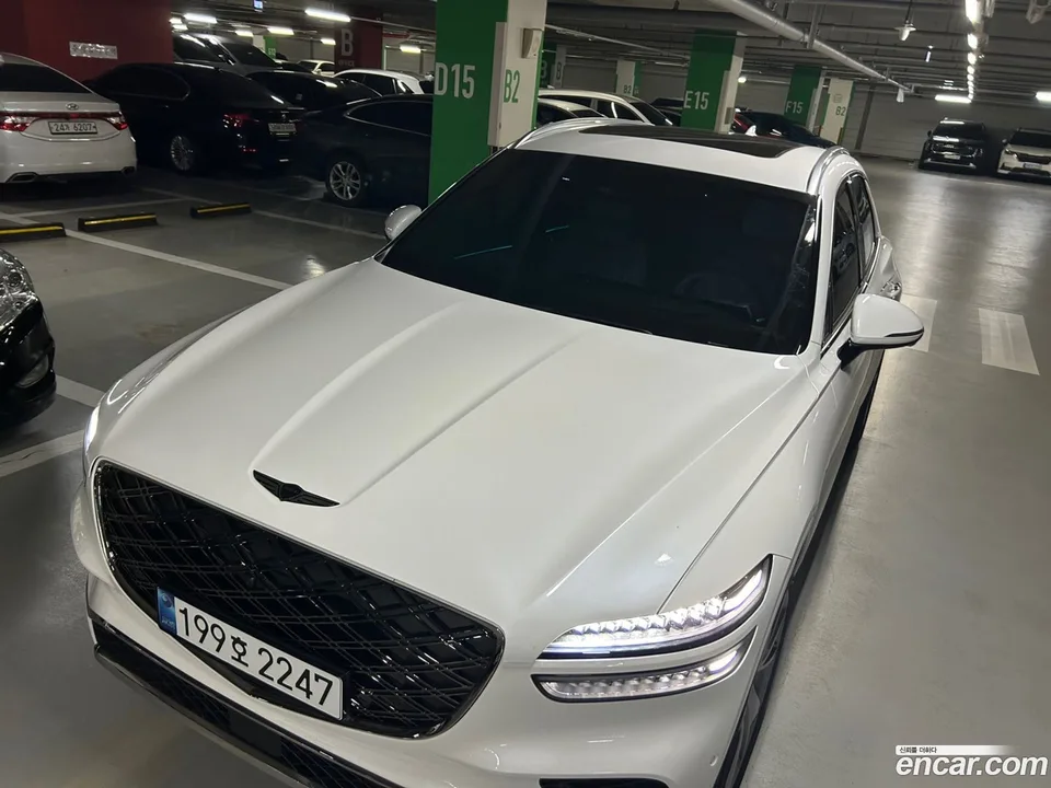 Genesis GV70 2.5T 2WD 2024 — миниатюра 3