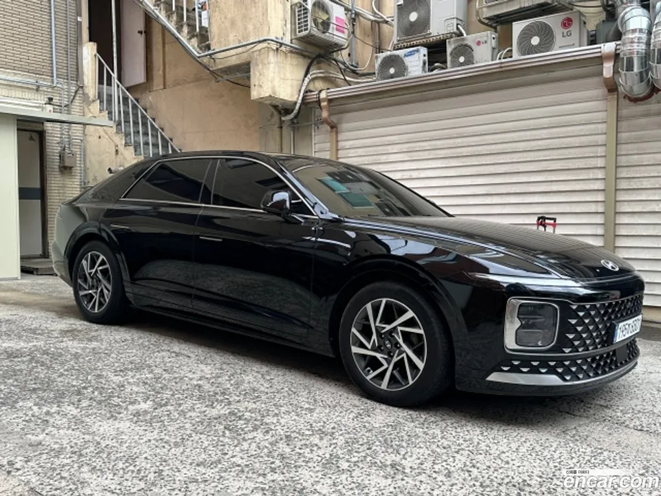 Hyundai Grandeur Hybrid 2024 — миниатюра 3