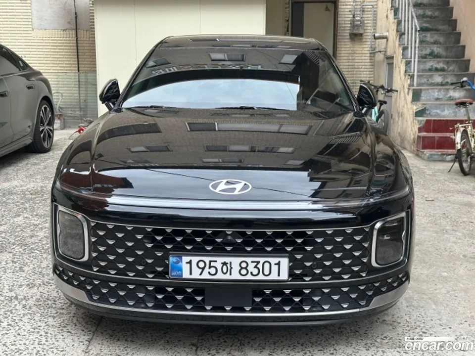 Hyundai Grandeur Hybrid 2024 — фото 1, купить с доставкой в Москву