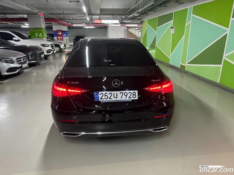 Mercedes-Benz C-Class C300 4MATIC 2024 — миниатюра 3